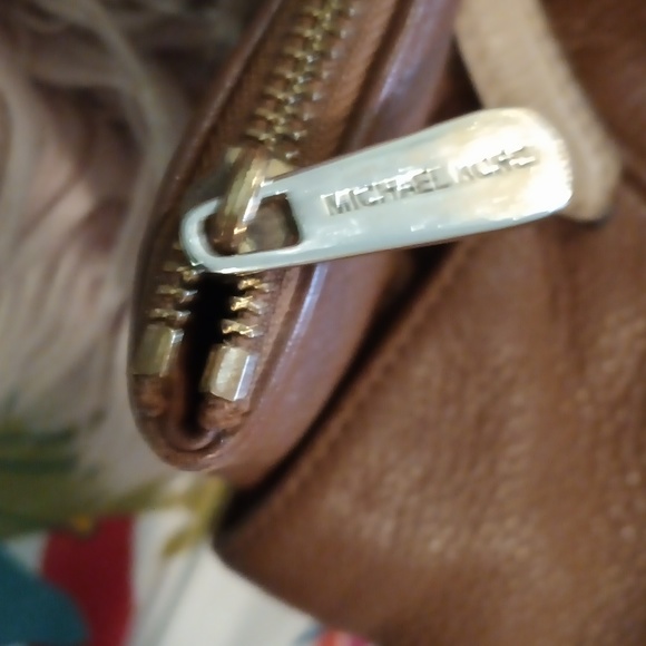 Michael Kors brown and tan leather tote bag - Picture 3 of 5